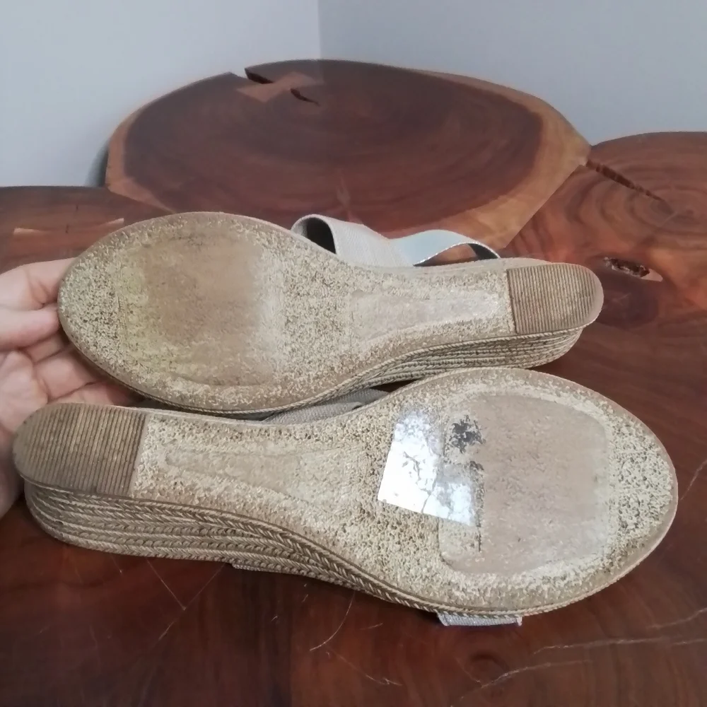 Charleston Shoe Co. Cooper Silver Metallic/Tan/Linen Espadrille Wedge Sandal - 7